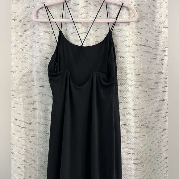 House of Harlow 1960 Slip Dress in black - Picture 4 of 9